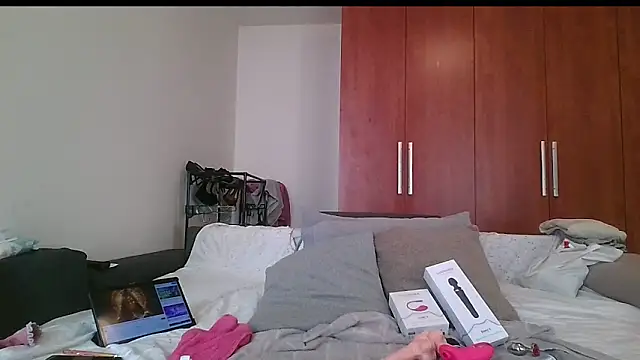 KarolinaReaper online show from 23, 2, 2025