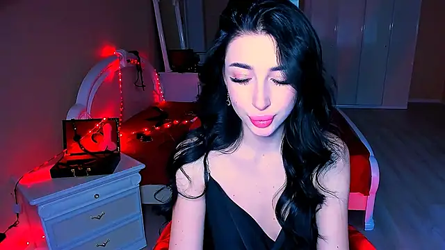 lovely desire online show from 20, 1, 2025