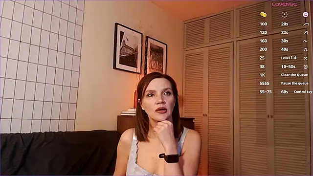 Charline TheFoxTail online show from 15, 2, 2025