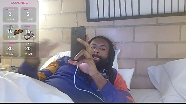 Snapshot of johngabbanaa chatting on 12, 1, 2025 johngabbanaa online show from 12, 1, 2025