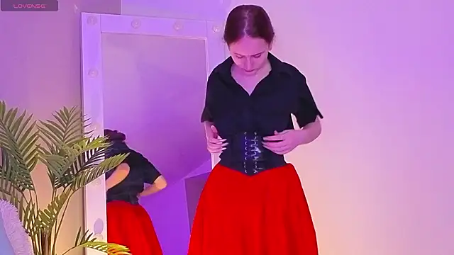 L1ittle kitty  online show from 5, 3, 2026