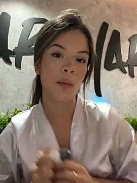 Snapshot of Alisha-Bond chatting on 3, 3, 2025 Alisha-Bond online show from 3, 3, 2025
