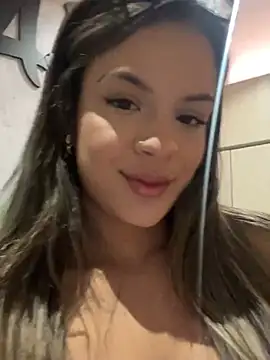Snapshot of Alisha-Bond chatting on 4, 3, 2025 Alisha-Bond online show from 4, 3, 2025