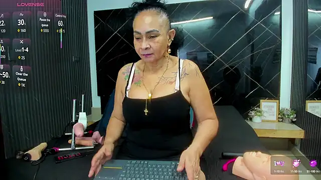 cloee-rabbyt online show from 5, 10, 2025