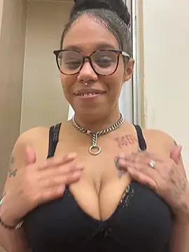 Princess Desirae online show from 16, 4, 2026