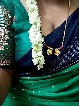 Snapshot of your-sameera chatting on 24, 4, 2026 your-sameera online show from 24, 4, 2026