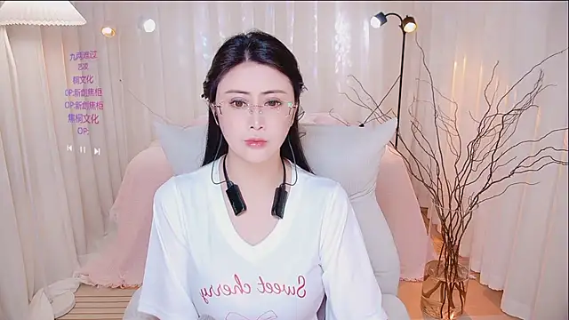 Snapshot of Daisy7_11 chatting on 3, 4, 2026 Daisy7 11 online show from 3, 4, 2026