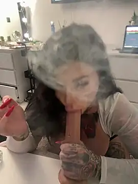 krysstal003 online show from 25, 12, 2024