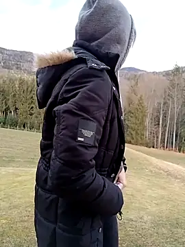 Hexe12346 online show from 10, 1, 2025