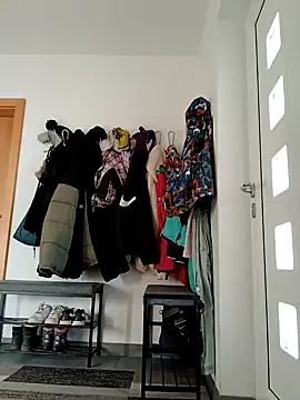 Hexe12346 online show from 19, 1, 2025