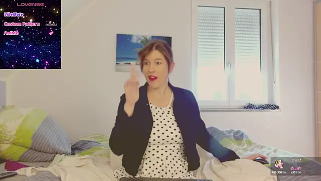 Hexe12346 online show from 7, 3, 2025