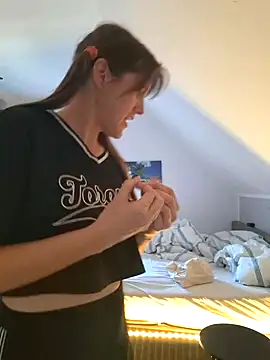 Hexe12346 online show from 18, 3, 2025