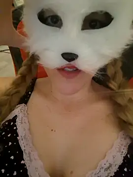 Hexe12346 online show from 5, 3, 2026