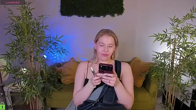 Snapshot of Colleen_Blake chatting on 29, 6, 2026 Colleen Blake online show from 29, 6, 2026