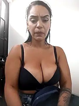 Sara-77 online show from 11, 2, 2025