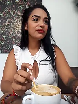 Sara-77 online show from 8, 3, 2025