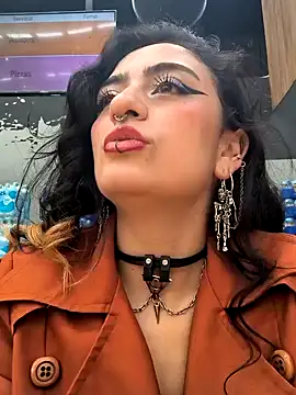 Snapshot of Lila_Desiree chatting on 31, 12, 2024 Lila Desiree online show from 31, 12, 2024