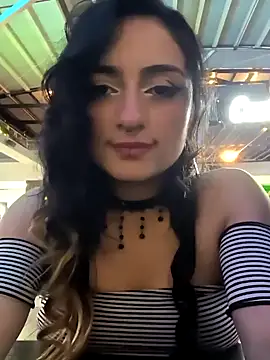 Snapshot of Lila_Desiree chatting on 8, 1, 2025 Lila Desiree online show from 8, 1, 2025