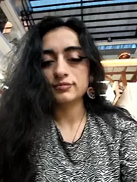 Lila Desiree online show from 3, 3, 2026