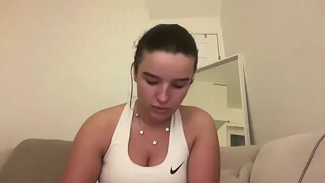 maisiesmithx online show from 19, 1, 2025