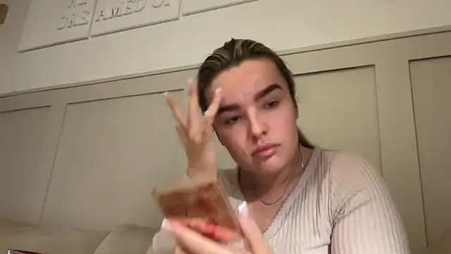 maisiesmithx online show from 7, 11, 2025