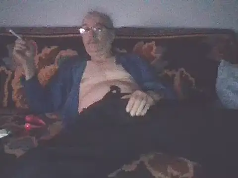 Snapshot of loverboyxxx69 chatting on 21, 1, 2025 loverboyxxx69 online show from 21, 1, 2025