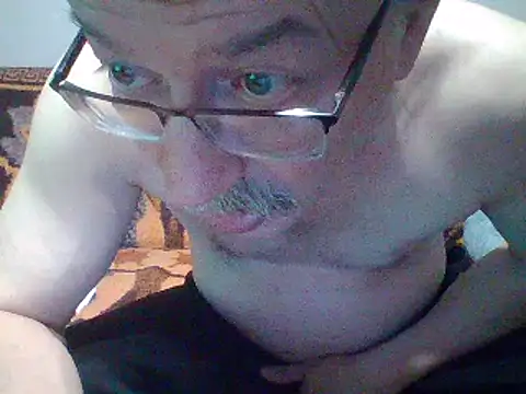 Snapshot of loverboyxxx69 chatting on 13, 2, 2025 loverboyxxx69 online show from 13, 2, 2025