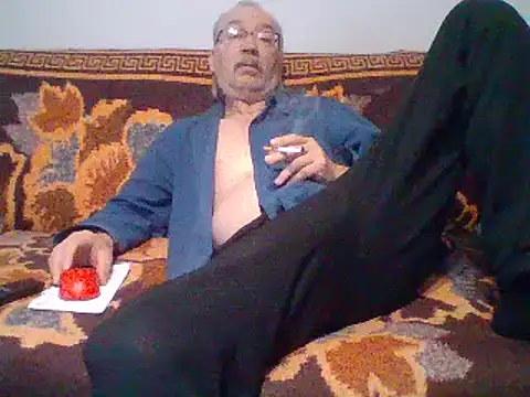 Snapshot of loverboyxxx69 chatting on 17, 2, 2025 loverboyxxx69 online show from 17, 2, 2025