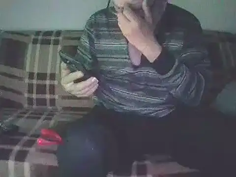 Snapshot of loverboyxxx69 chatting on 13, 3, 2025 loverboyxxx69 online show from 13, 3, 2025