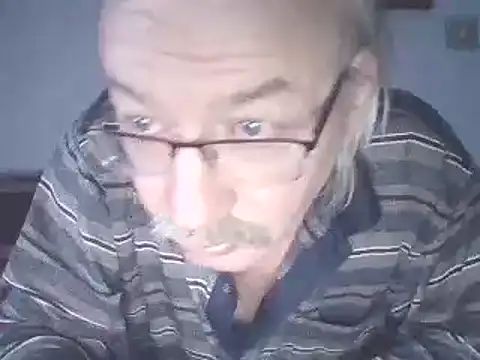 Snapshot of loverboyxxx69 chatting on 14, 3, 2025 loverboyxxx69 online show from 14, 3, 2025