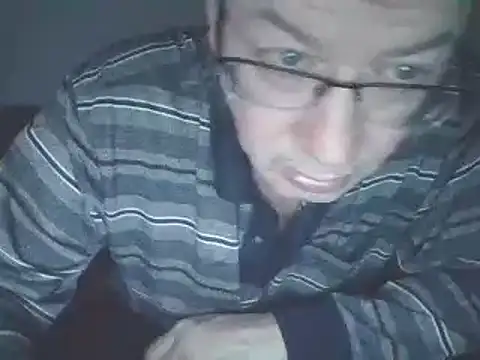 Snapshot of loverboyxxx69 chatting on 20, 3, 2025 loverboyxxx69 online show from 20, 3, 2025