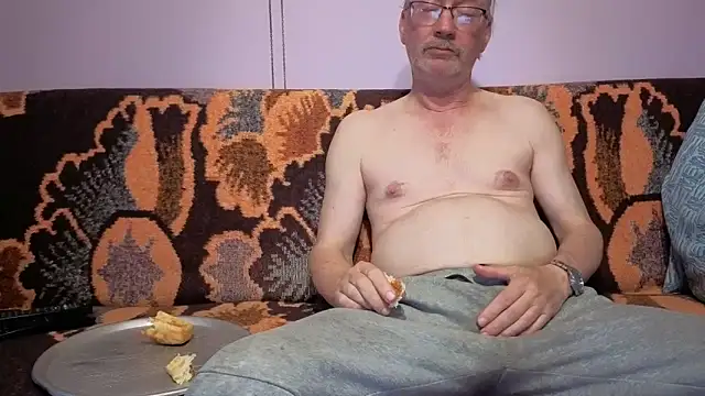 loverboyxxx69 online show from 27, 3, 2026