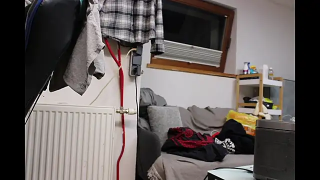 Snapshot of DrownMentallyyy chatting on 23, 1, 2025 DrownMentallyyy online show from 23, 1, 2025