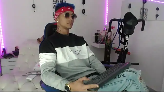 Leonard Price online show from 12, 3, 2025