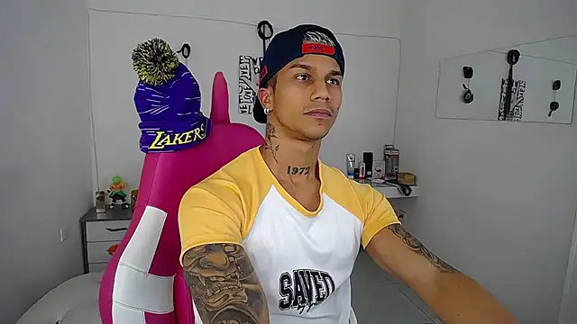 Leonard Price online show from 9, 9, 2025