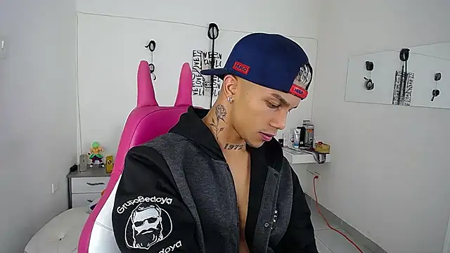 Leonard Price online show from 1, 10, 2025