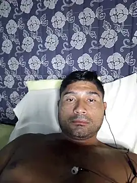 Snapshot of Diogo100 chatting on 8, 3, 2026 Diogo100 online show from 8, 3, 2026