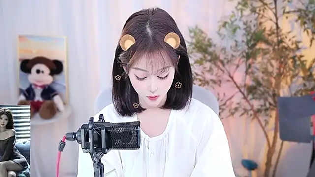 Arwyn-rr online show from 2, 12, 2024