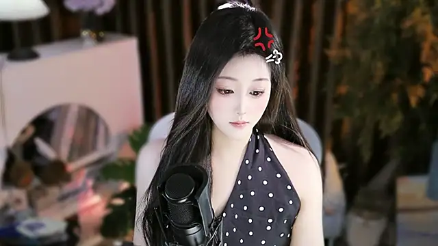 Arwyn-rr online show from 21, 10, 2025