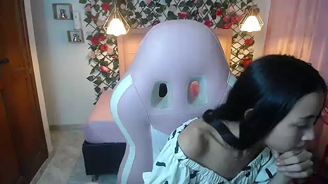 NathaliaSweet 11 online show from 17, 1, 2025