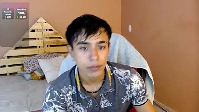 karlgiles  online show from 13, 3, 2025