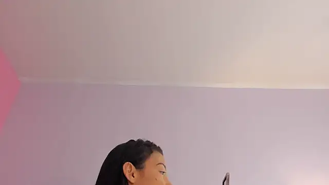 Snapshot of lupeebony chatting on 27, 6, 2026 lupeebony online show from 27, 6, 2026