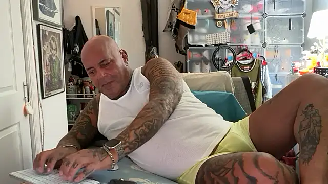 joeytatts66 online show from 14, 10, 2025