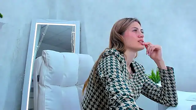 Cherry Price online show from 19, 3, 2025