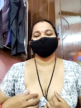 lalitha225 online show from 3, 1, 2025