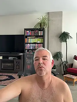 Snapshot of aarosteev2 chatting on 7, 7, 2026 aarosteev2 online show from 7, 7, 2026