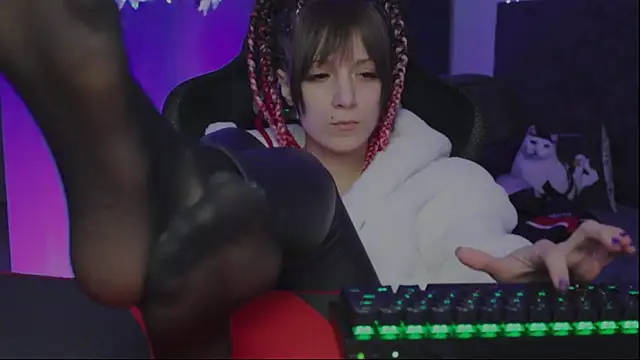 Kathleen Meow online show from 6, 1, 2025