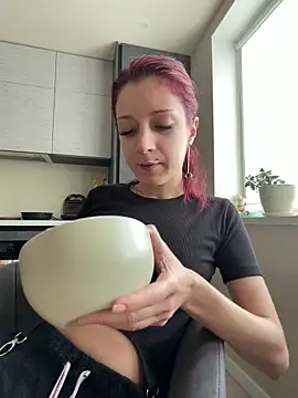 Kathleen Meow online show from 3, 6, 2026