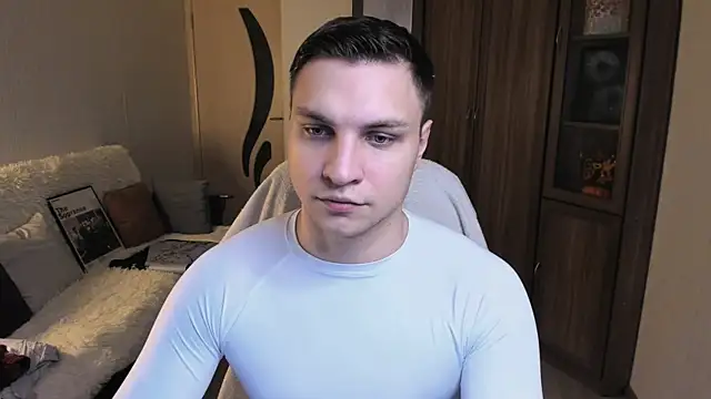 handsome guy01 online show from 26, 9, 2025