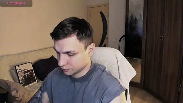 handsome guy01 online show from 5, 10, 2025